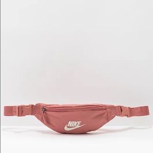Nike Heritage Hip Pack